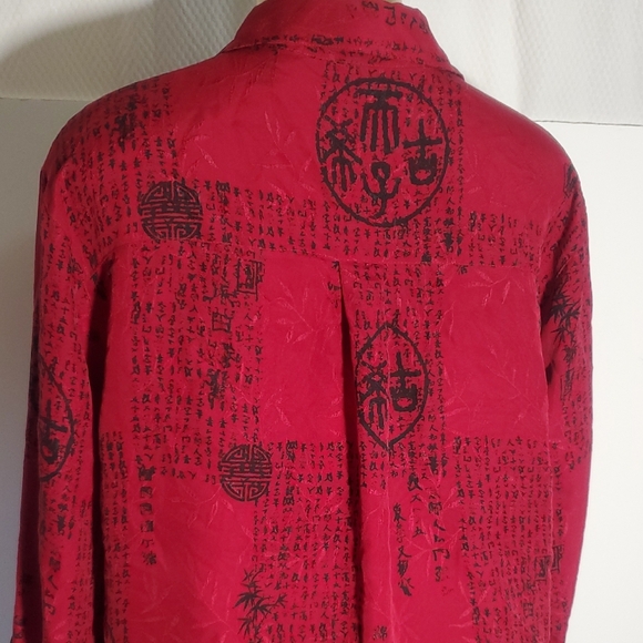 NWT Chico's Design Long Sleeve Shirt Size 2 100%Silk Collared Red Button-Up - Picture 6 of 13